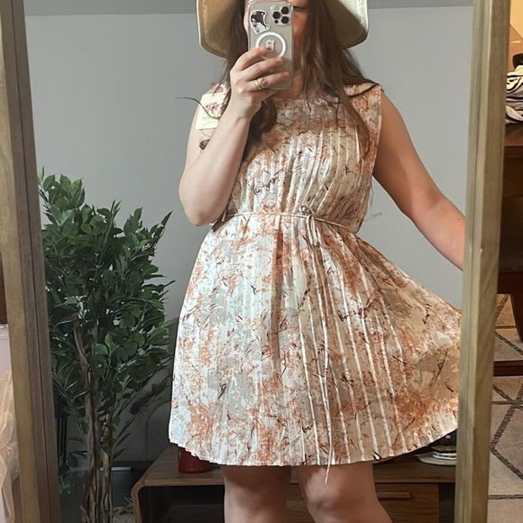 Women's Amber Decade Dress | Small | Blue District | Wolf & Badger - Picture 3 of 11